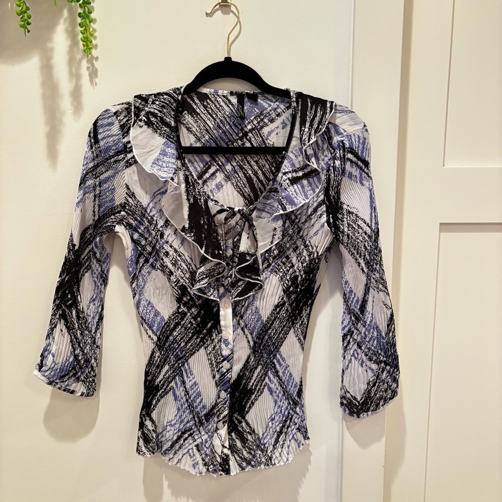 Essentials by Milano Euro Whimsy Fairy Button Up Women's Top Blue Black Ruffle M